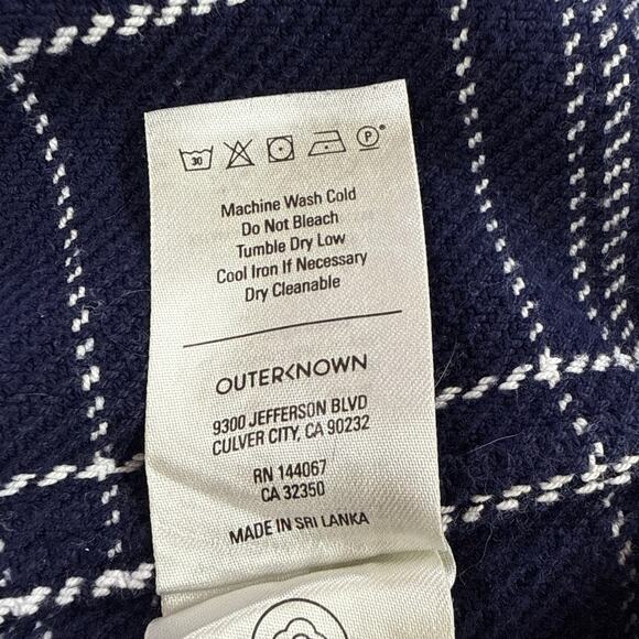 Outerknown Men's Blanket Button Shirt Size Medium - Picture 5 of 7